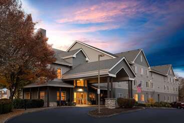 هتل La Quinta By Wyndham Eugene