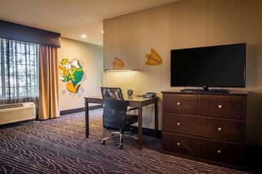 هتل La Quinta By Wyndham Eugene