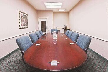 هتل Spark By Hilton Houston West Clay Road