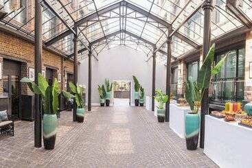 هتل Les Jardins Du Marais