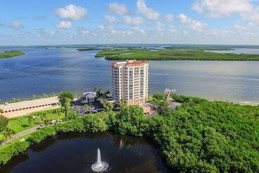 هتل Lovers Key Resort