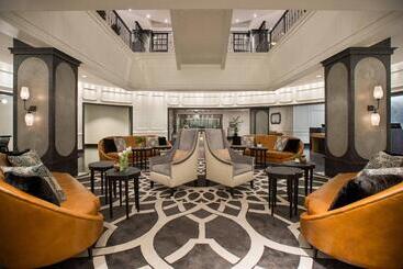 Magnolia Hotel Houston, A Tribute Portfolio