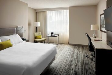 هتل Marriott Cincinnati Airport
