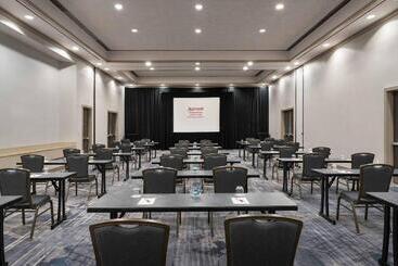 هتل Marriott Greensboro Downtown