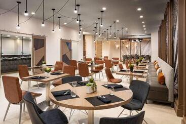 هتل Marriott Greensboro Downtown
