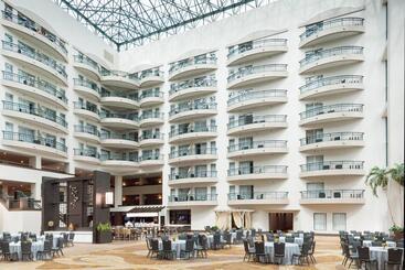 هتل Marriott Savannah Riverfront