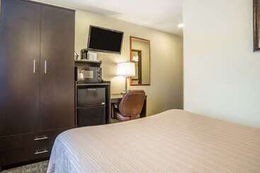 هتل Quality Inn & Suites Elko