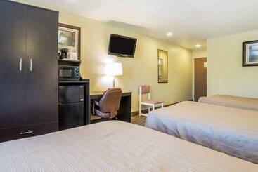 هتل Quality Inn & Suites Elko