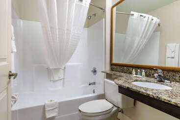 هتل Quality Inn & Suites Longview I20
