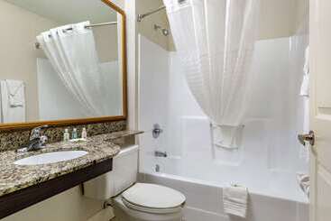 هتل Quality Inn & Suites Longview I20