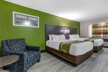هتل Quality Inn & Suites Longview I20