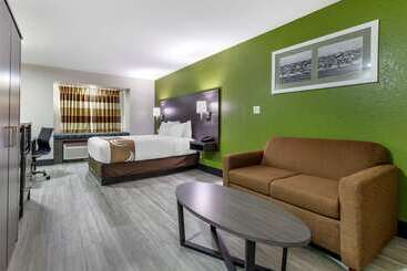 هتل Quality Inn & Suites Longview I20