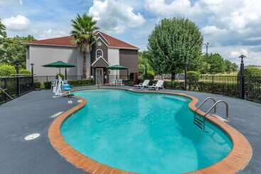 هتل Quality Inn & Suites Longview I20