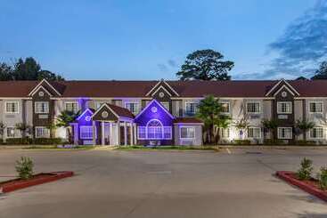 هتل Quality Inn & Suites Longview I20