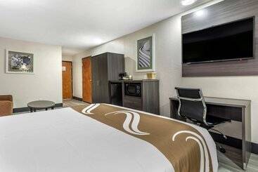 هتل Quality Inn & Suites Longview I20