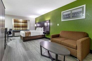 هتل Quality Inn & Suites Longview I20