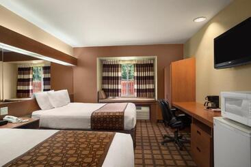 هتل Quality Inn & Suites Longview I20