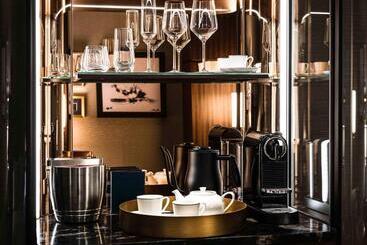Hotel Raffles Boston