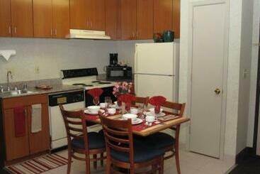 هتل Staybridge Suites Houston Nw  Willowbrook, An Ihg
