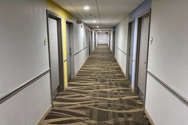 هتل Best Western Louisville Airport Expo