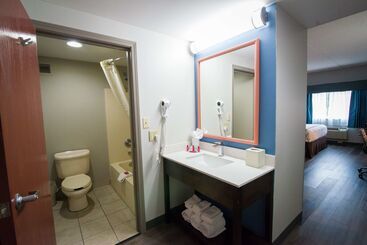 هتل Best Western Louisville Airport Expo