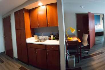 هتل Best Western Louisville Airport Expo