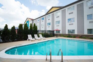 هتل Best Western Louisville Airport Expo
