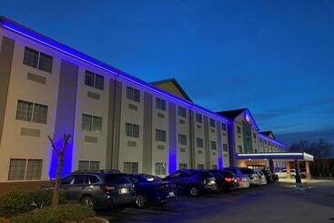 هتل Best Western Louisville Airport Expo