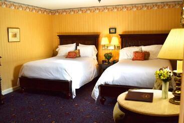 هتل The Inn At Saratoga