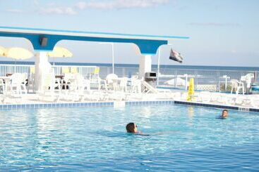 هتل The Suites At Americano Beach