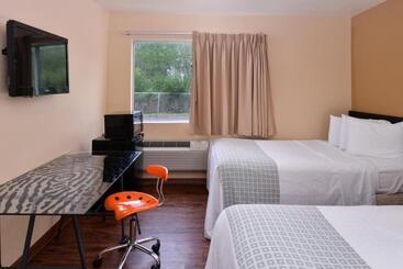 هتل Valued Stay Madison