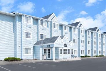 Microtel Inn & Suites By Wyndham Rapid City
