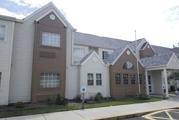 Microtel Inn & Suites By Wyndham Riverside