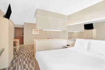 Microtel Inn And Suites   Salisbury