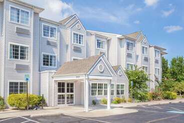 Microtel Inn And Suites   Salisbury