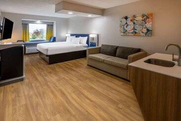 Microtel Inn And Suites   Salisbury