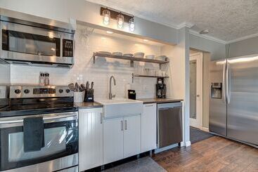 مُتل Bend Riverside Condos Near Downtown Bend