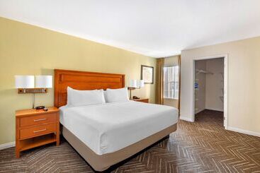 استراحتگاه Hilton Vacation Club Desert Retreat Las Vegas
