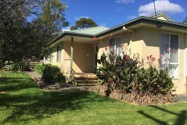 Apartments At Glen Isla