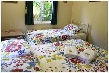 Coral Lodge Bed And Breakfast Inn