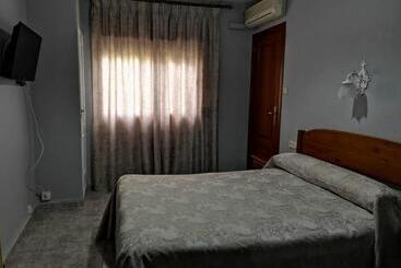 Hostal Pensión Rosada