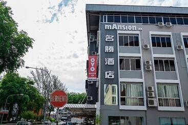 هتل Oyo 90055 Mansion Inn