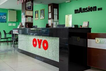 هتل Oyo 90055 Mansion Inn