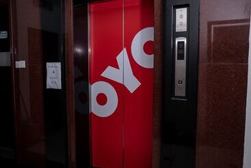 هتل Oyo 90055 Mansion Inn