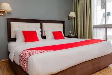 هتل Oyo 90055 Mansion Inn