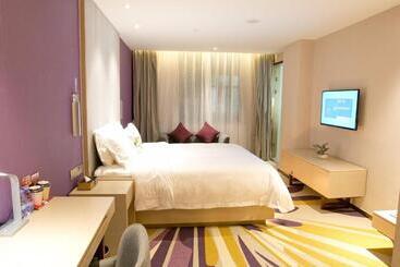 Lavande Hotels·shenzhen North Railway Station Longhua Yicheng Center