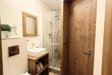 پانسیون Spa & Wellness Penzión Zorhill