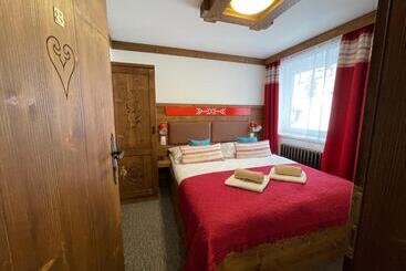 پانسیون Spa & Wellness Penzión Zorhill