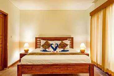 هتل And Villa B52 Gili Air