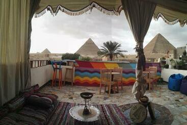هتل Atlantis Pyramids Inn